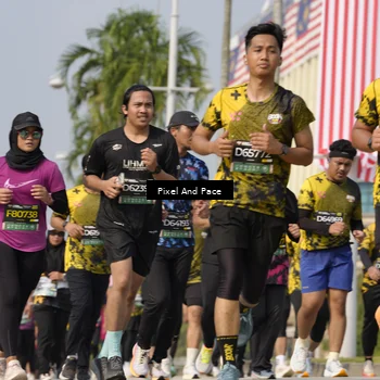 Runner Photo 6518889
