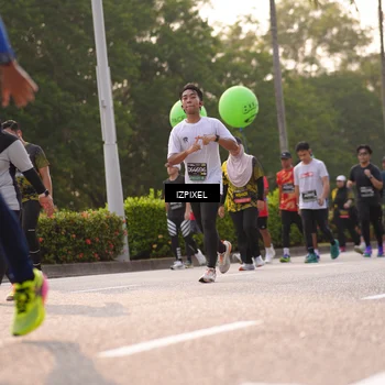 Runner Photo 6518921