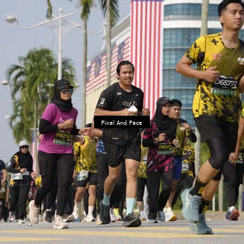 Runner Photo 6518942