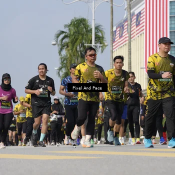 Runner Photo 6518948