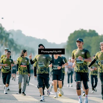 Runner Photo 6519019