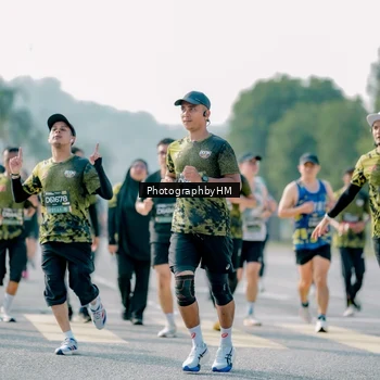 Runner Photo 6519063