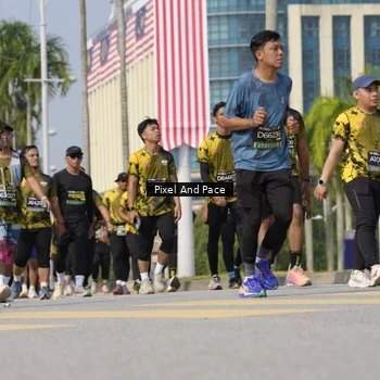 Runner Photo 6519069