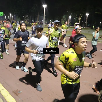 Runner Photo 6519080