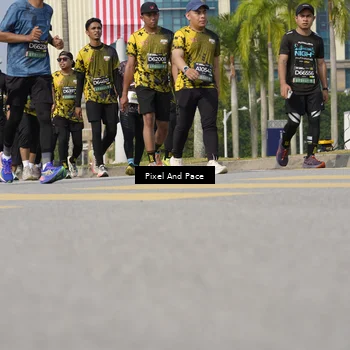 Runner Photo 6519082