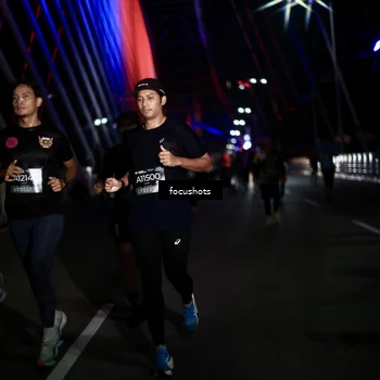 Runner Photo 6519102