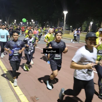Runner Photo 6519103