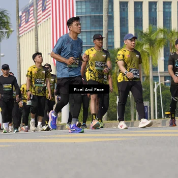 Runner Photo 6519109