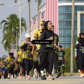 Runner Photo 6519140