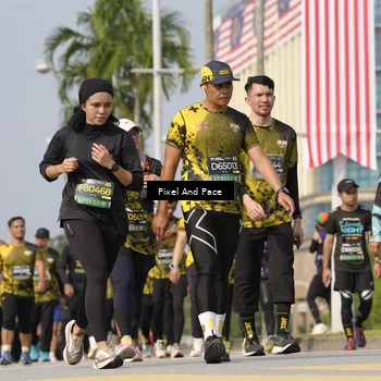 Runner Photo 6519180
