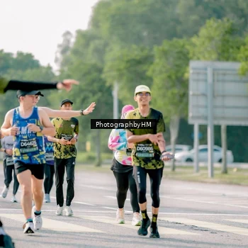 Runner Photo 6519186