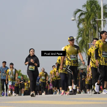 Runner Photo 6519253