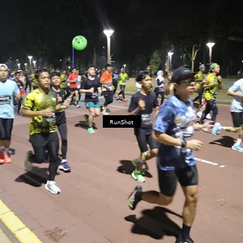 Runner Photo 6519285