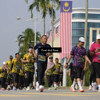 Runner Photo 6519288