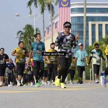 Runner Photo 6519410