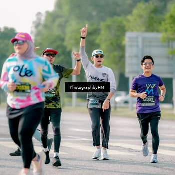 Runner Photo 6519415