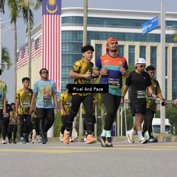 Runner Photo 6519453