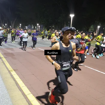 Runner Photo 6519455