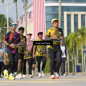 Runner Photo 6519554