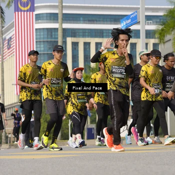 Runner Photo 6519612