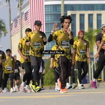 Runner Photo 6519625