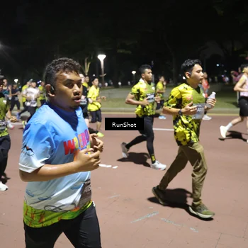Runner Photo 6519938