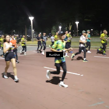 Runner Photo 6520023