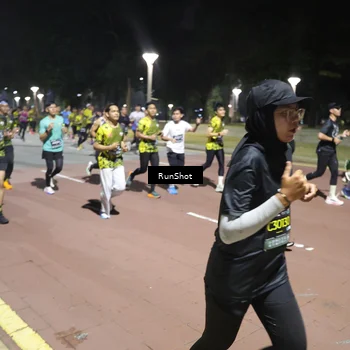 Runner Photo 6520098