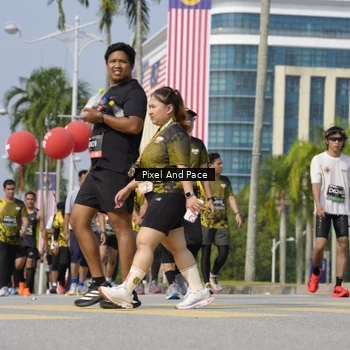 Runner Photo 6520103