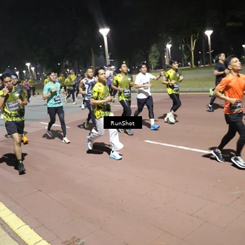 Runner Photo 6520111