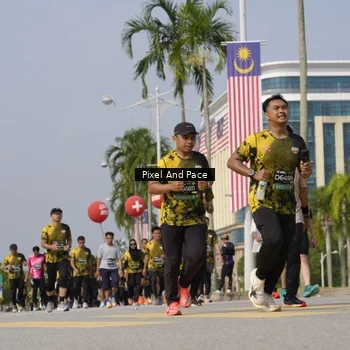 Runner Photo 6520124