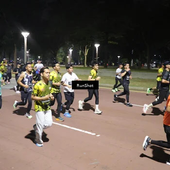 Runner Photo 6520129