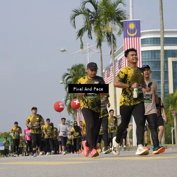 Runner Photo 6520132