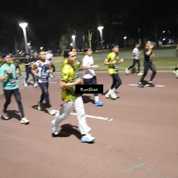 Runner Photo 6520143