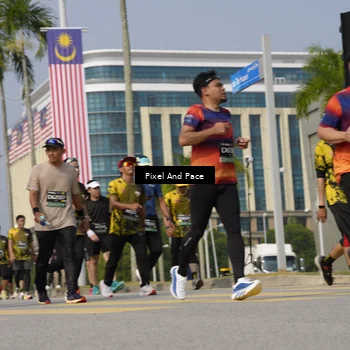 Runner Photo 6520144
