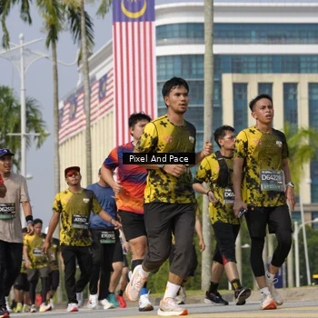 Runner Photo 6520179
