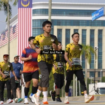 Runner Photo 6520180