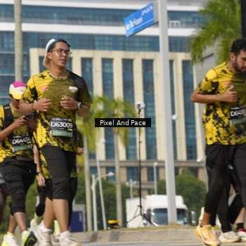 Runner Photo 6520221