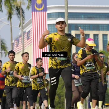 Runner Photo 6520248