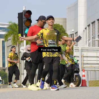 Runner Photo 6520250