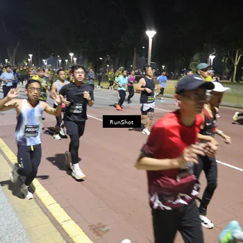 Runner Photo 6520261