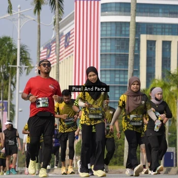 Runner Photo 6520325