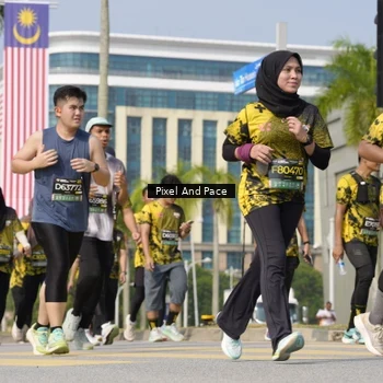 Runner Photo 6520341