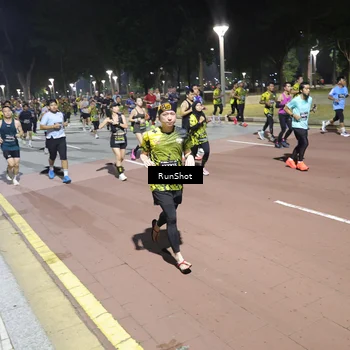 Runner Photo 6520345