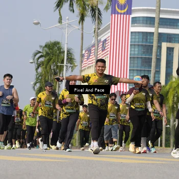 Runner Photo 6520416