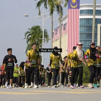 Runner Photo 6520480
