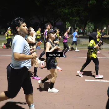Runner Photo 6520491