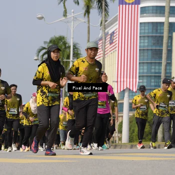 Runner Photo 6520520