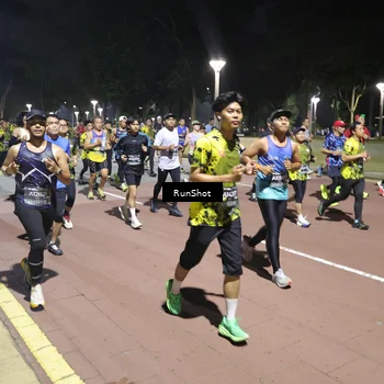 Runner Photo 6520543