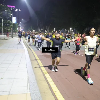 Runner Photo 6520591